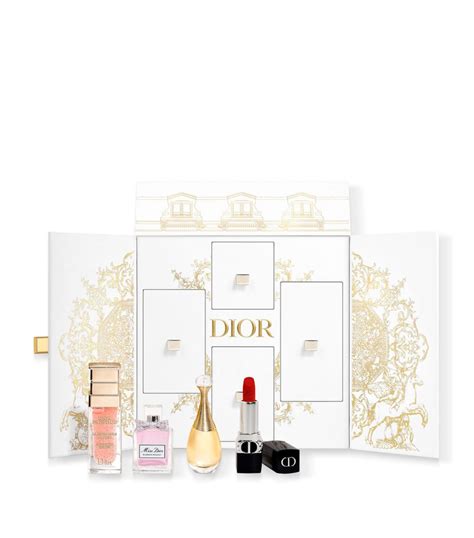 dior le mini 30 montaigne price|dior 30 montaigne pouch.